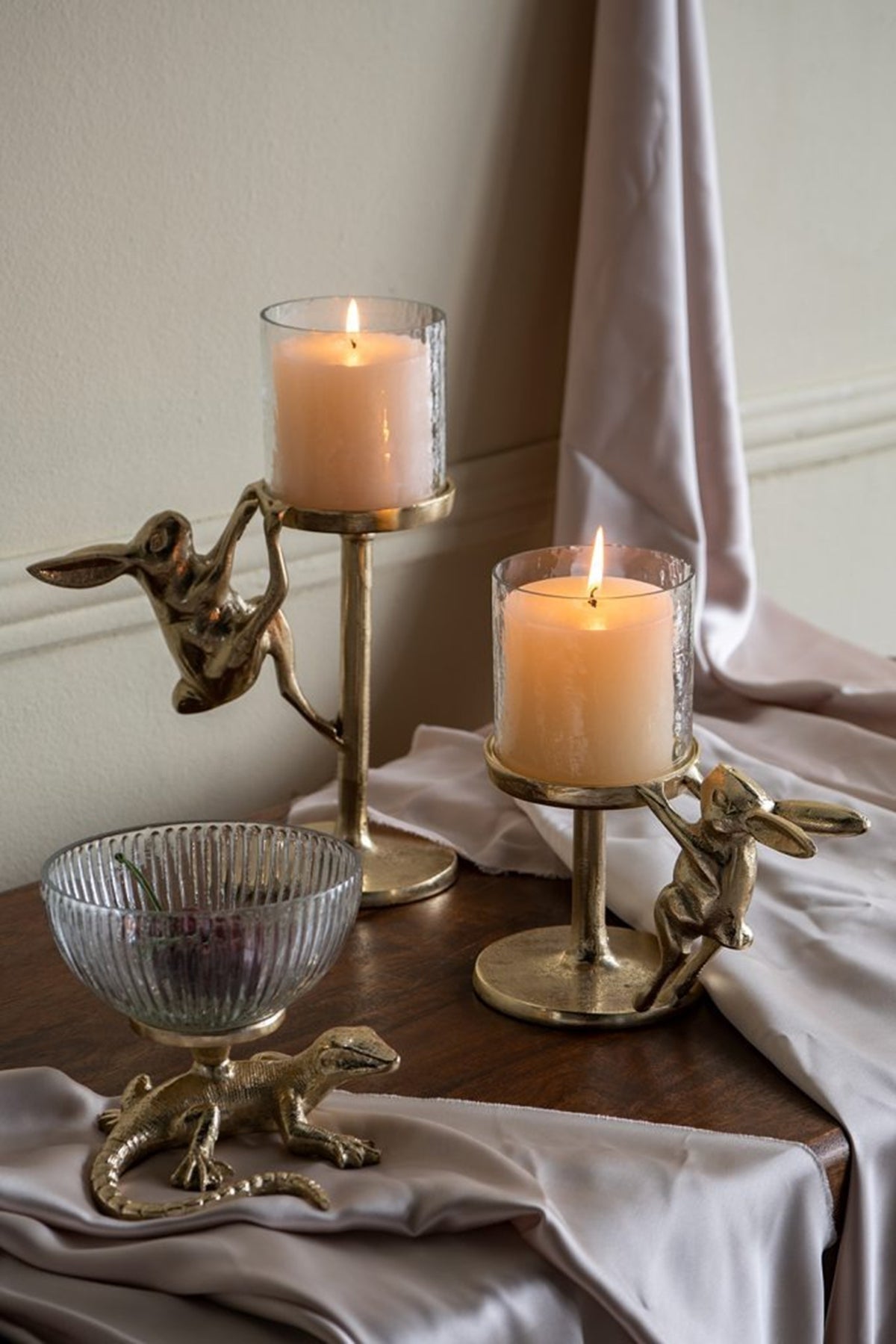 Gold Lizard Pedestal Bowl with Ribbed Glass Dish