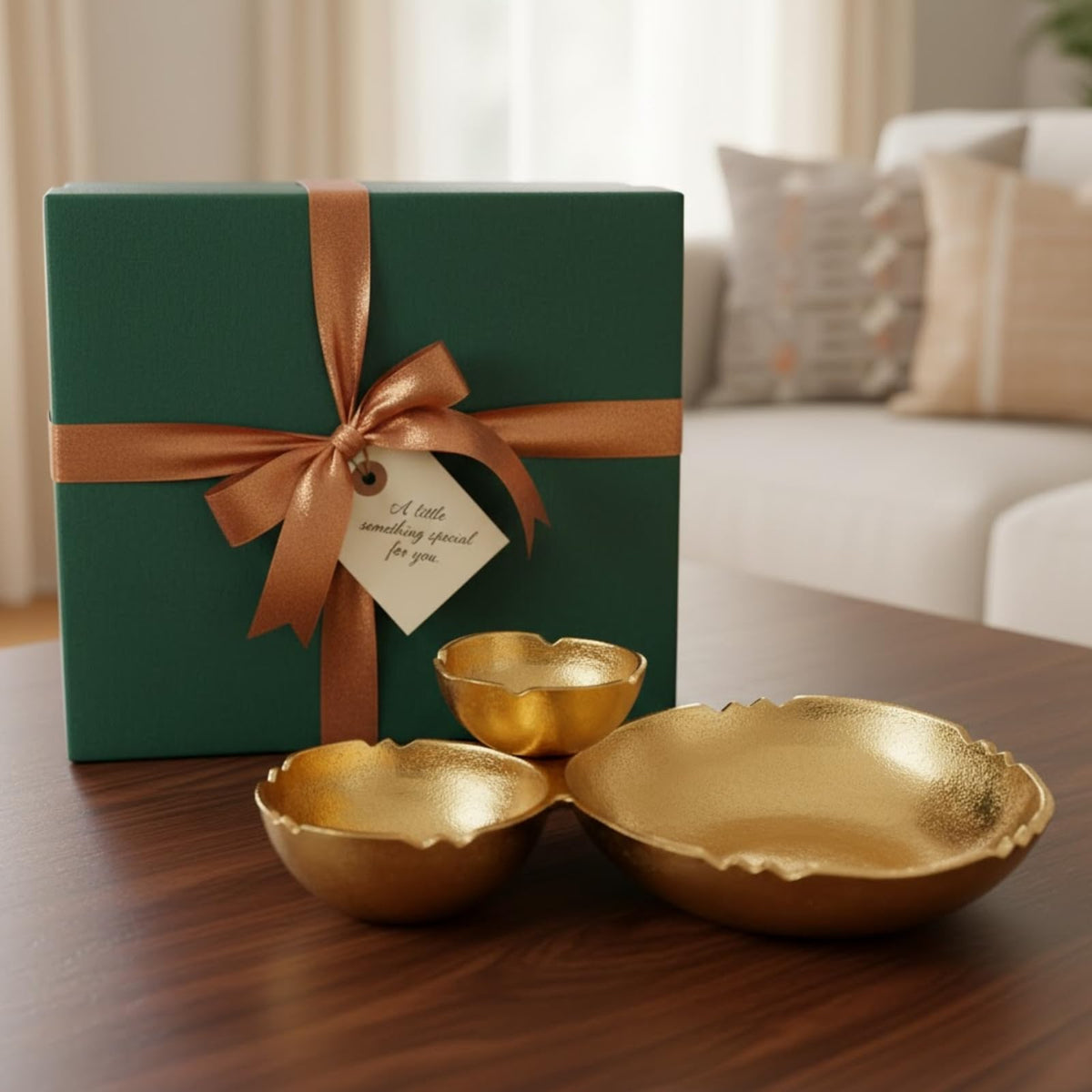 Bright Gold Brass Three-Cluster Decorative Snack Bowl Tray