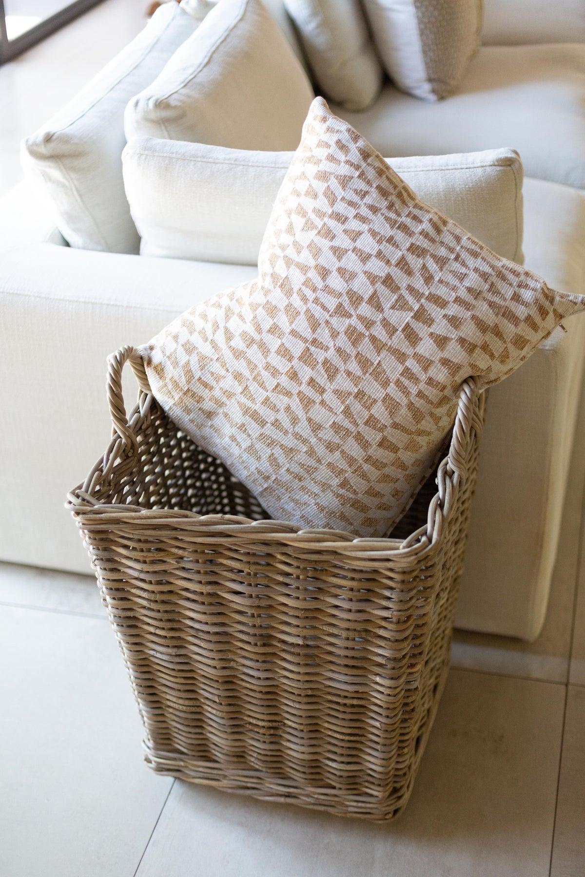 Rattan Square Storage Basket with Convenient Rolling Wheels
