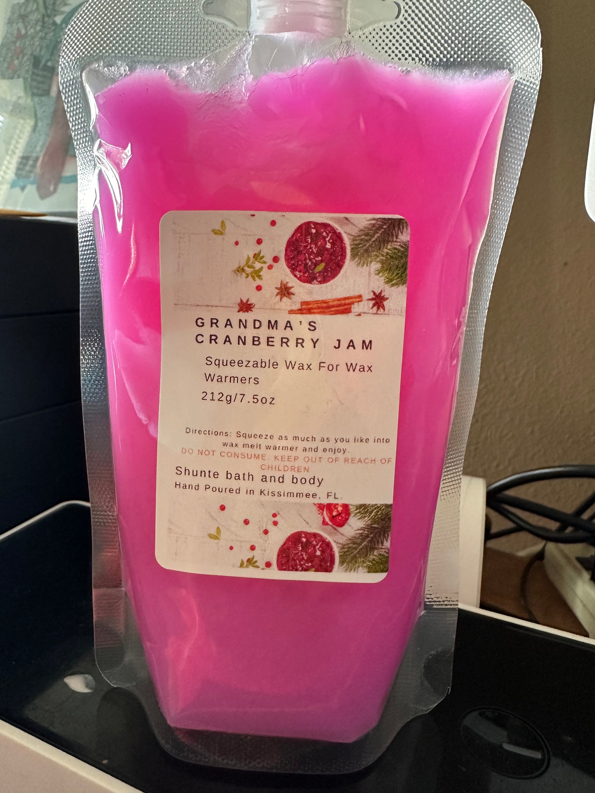 Highly Fragrant Squeezable Wax Melts for Home