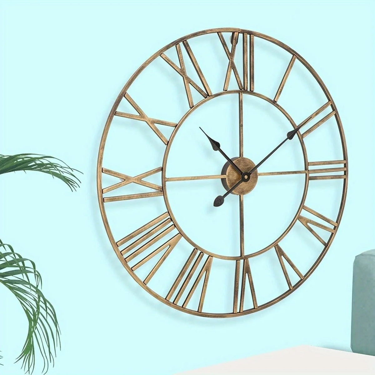 Silent Metal Roman 12-Inch Wall Clock Home Decor